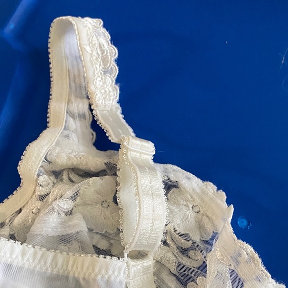 Felina White Lace Bra - Picture 14 of 16